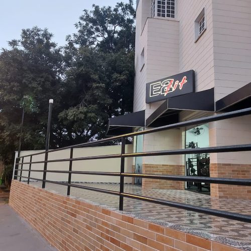 fachada academia